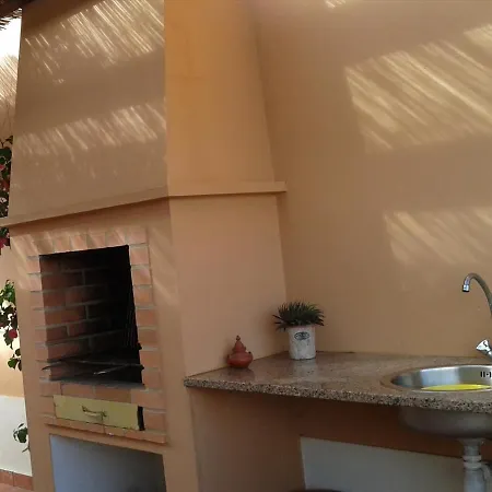 Casa Lusa * لاغوس